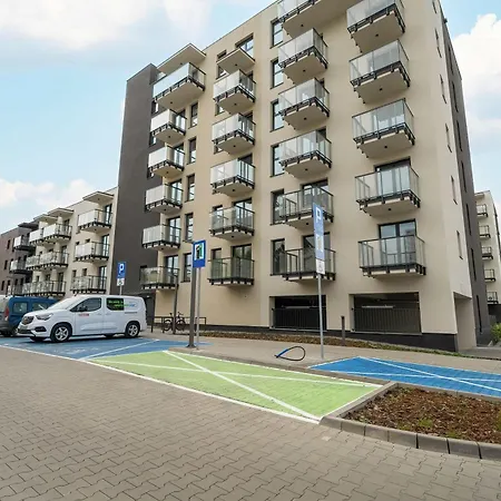 Апартаменты Tasteful With Parking And Gym By Renters