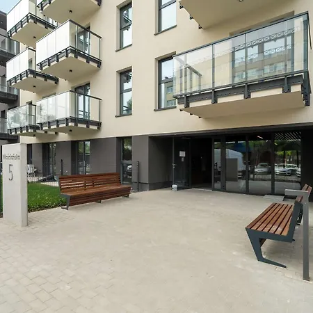 Tasteful With Parking And Gym By Renters شقة بوزنان